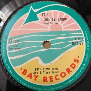 BRYN YEMM With Ann & Tray Yemm - Fall Softly / Evensong 45rpm VG+ R1